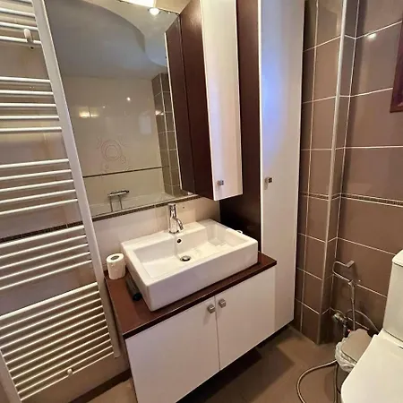 Old Town Family Apartment