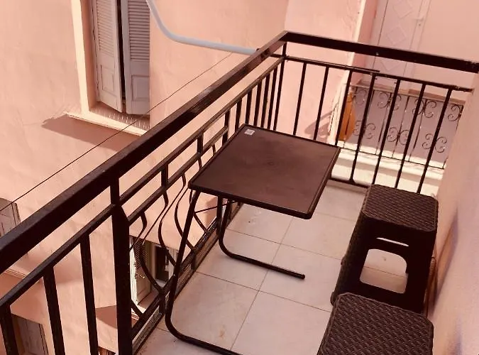 Old Town Family Apartman *